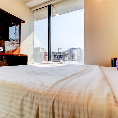 Hotel Prime Inn, Andheri West - Near Mumbai International Airport Exteriör bild